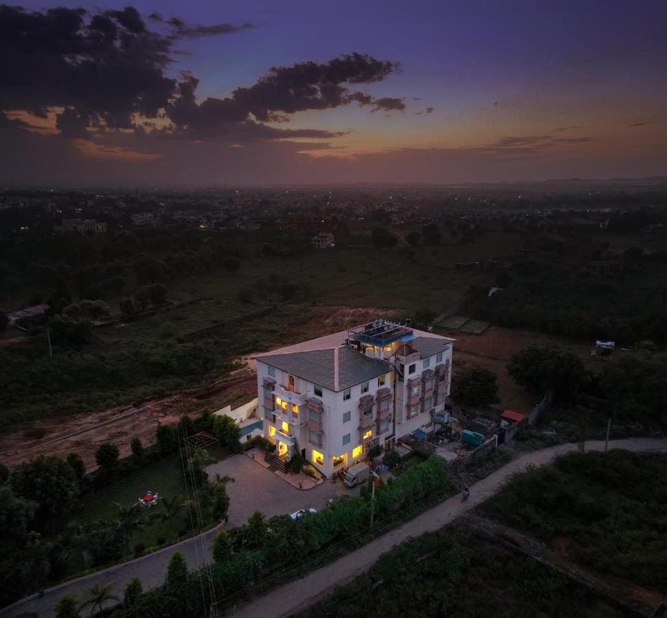 Welcomheritage Mount Valley Resort Ranthambore Савай-Мадгопур Екстер'єр фото