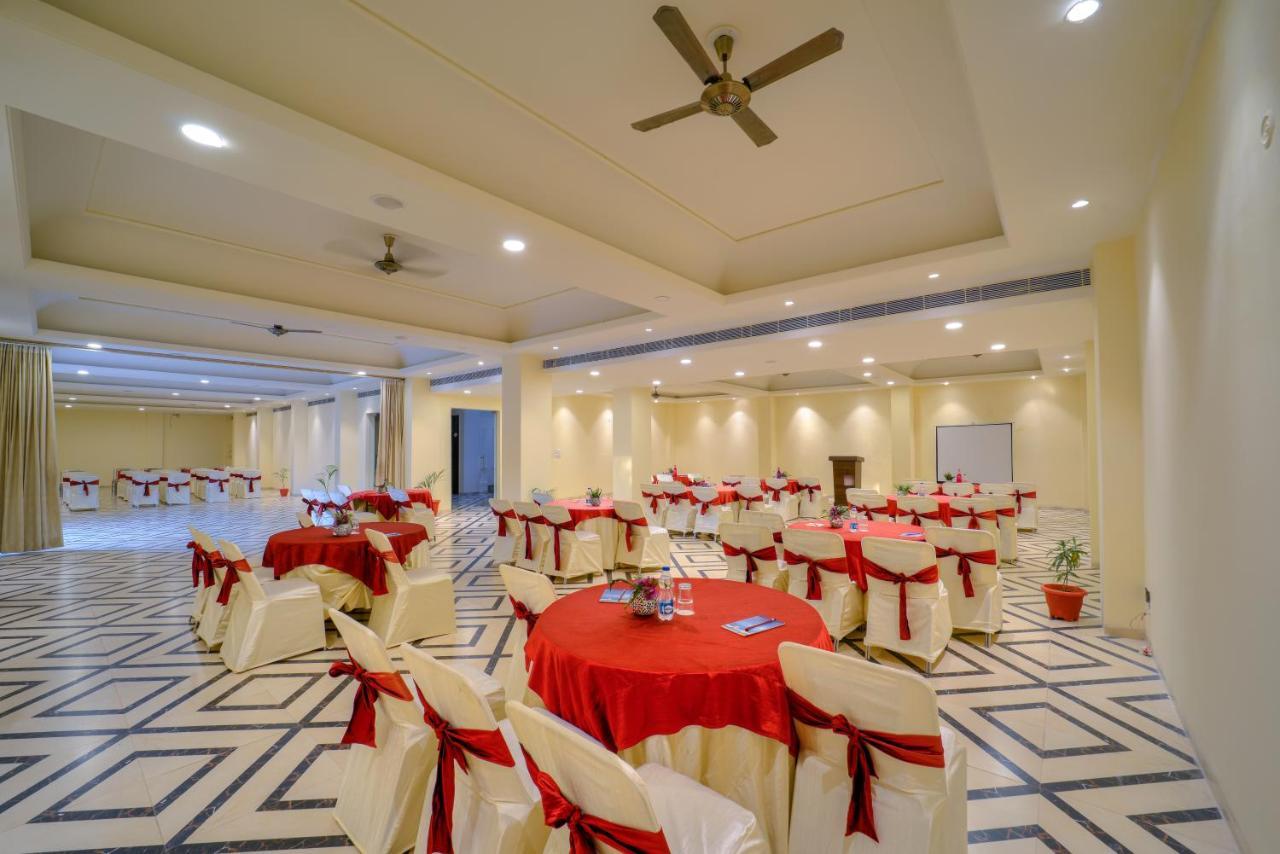 Welcomheritage Mount Valley Resort Ranthambore Савай-Мадгопур Екстер'єр фото
