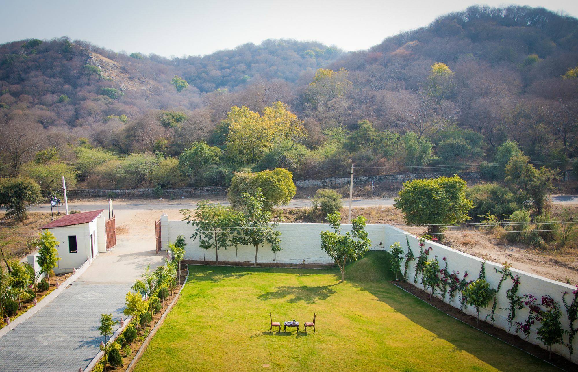 Welcomheritage Mount Valley Resort Ranthambore Савай-Мадгопур Екстер'єр фото